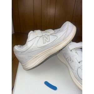 New Balance 577 WW577VW White Walking Shoes Women's Size 10 2E Hook Loop‎